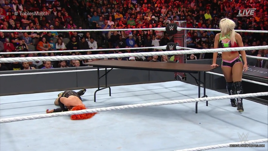 WWE_TLC_2016_PPV_720p_WEB_h264-HEEL_mp40551.jpg