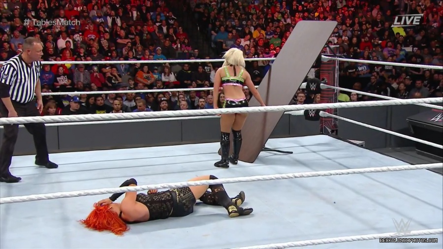 WWE_TLC_2016_PPV_720p_WEB_h264-HEEL_mp40696.jpg