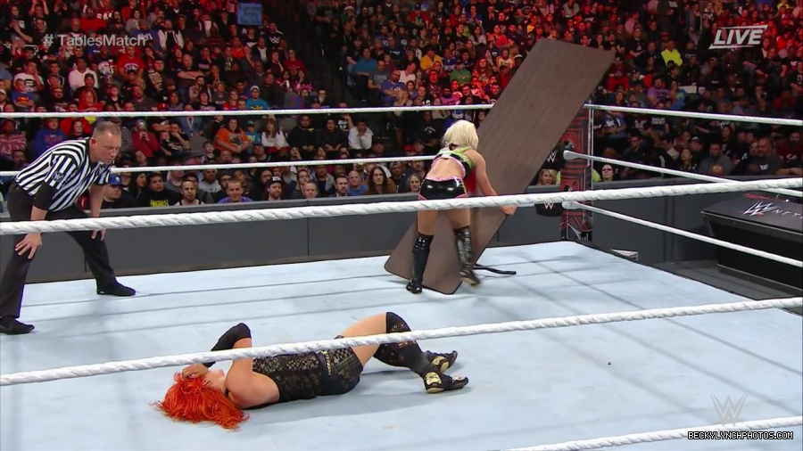 WWE_TLC_2016_PPV_720p_WEB_h264-HEEL_mp40697.jpg