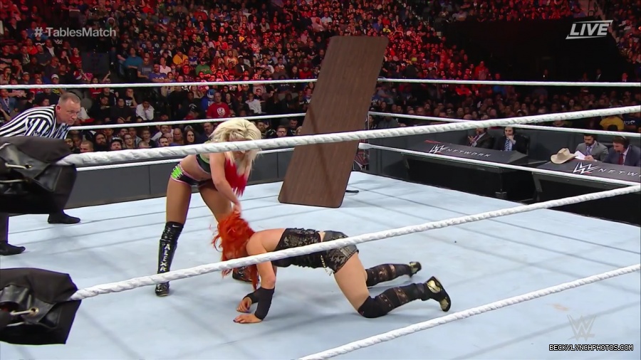 WWE_TLC_2016_PPV_720p_WEB_h264-HEEL_mp40704.jpg