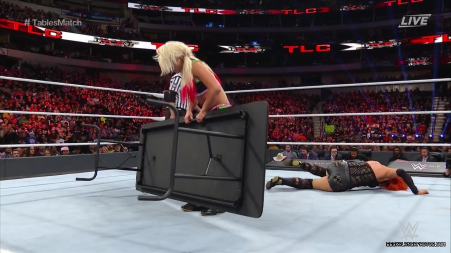 WWE_TLC_2016_PPV_720p_WEB_h264-HEEL_mp40808.jpg