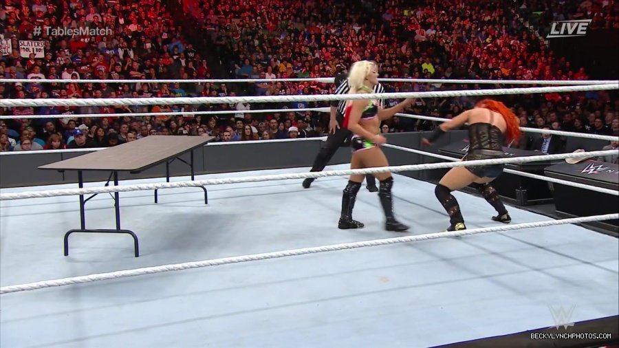 WWE_TLC_2016_PPV_720p_WEB_h264-HEEL_mp40817.jpg