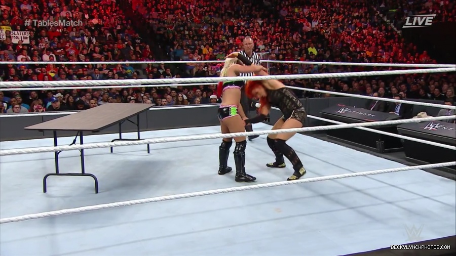WWE_TLC_2016_PPV_720p_WEB_h264-HEEL_mp40821.jpg