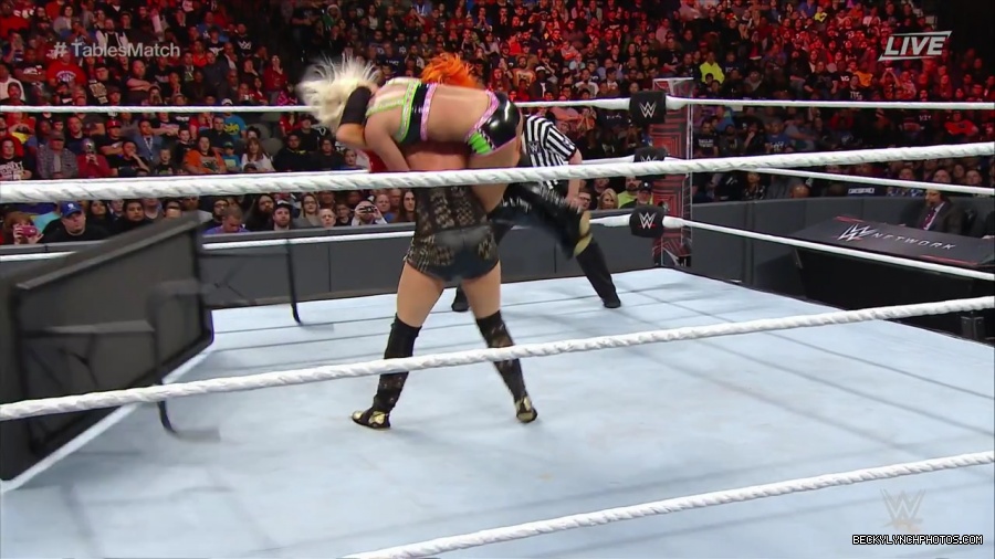WWE_TLC_2016_PPV_720p_WEB_h264-HEEL_mp40829.jpg
