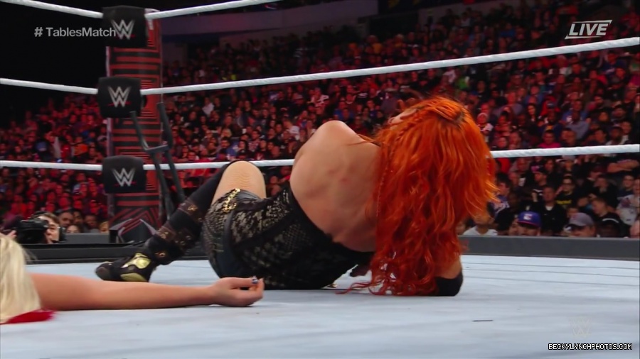 WWE_TLC_2016_PPV_720p_WEB_h264-HEEL_mp40914.jpg
