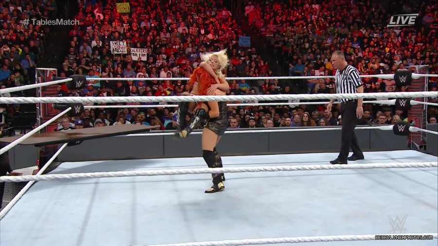 WWE_TLC_2016_PPV_720p_WEB_h264-HEEL_mp40953.jpg
