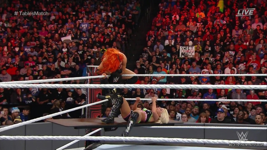 WWE_TLC_2016_PPV_720p_WEB_h264-HEEL_mp40977.jpg