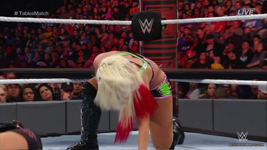 WWE_TLC_2016_PPV_720p_WEB_h264-HEEL_mp40988.jpg