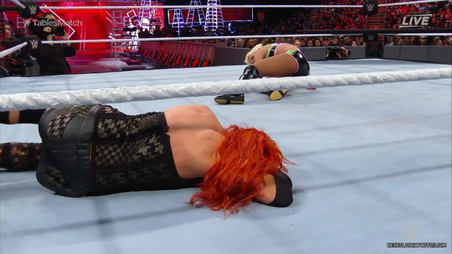WWE_TLC_2016_PPV_720p_WEB_h264-HEEL_mp40996.jpg