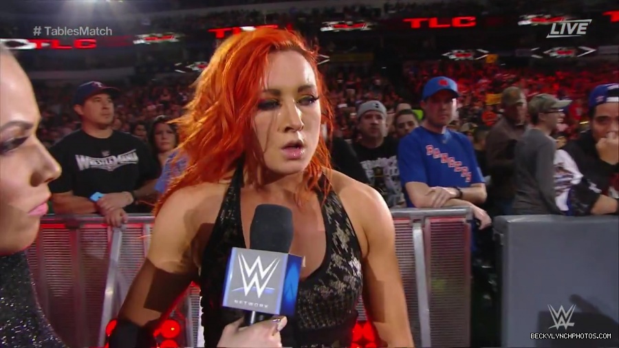 WWE_TLC_2016_PPV_720p_WEB_h264-HEEL_mp41148.jpg