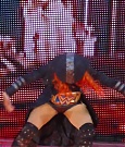 WWE_TLC_2016_PPV_720p_WEB_h264-HEEL_mp40035.jpg