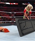 WWE_TLC_2016_PPV_720p_WEB_h264-HEEL_mp40544.jpg