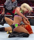 WWE_TLC_2016_PPV_720p_WEB_h264-HEEL_mp40796.jpg