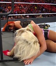 WWE_TLC_2016_PPV_720p_WEB_h264-HEEL_mp40868.jpg