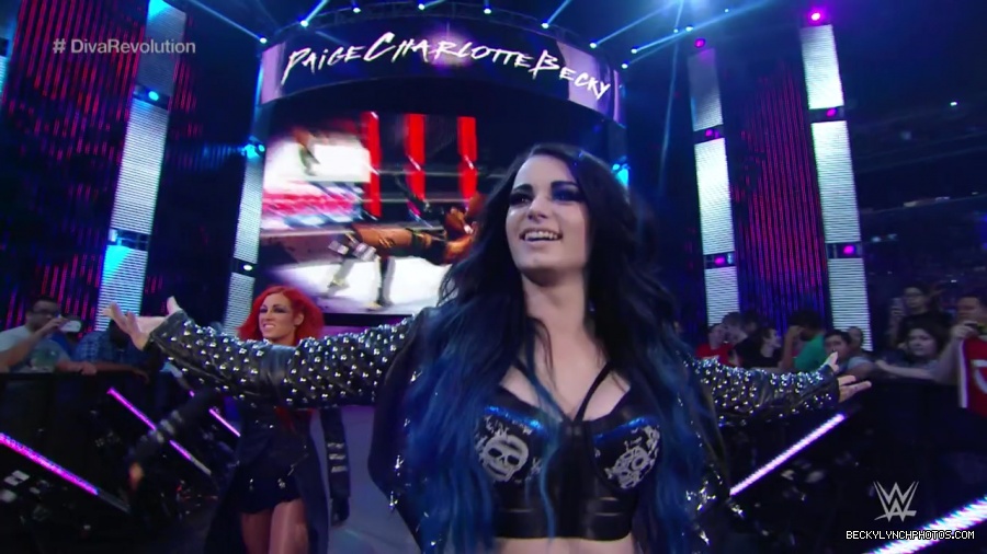 WWE_SummerSlam_2015_720p_WEB_h264-WD_mp40138.jpg