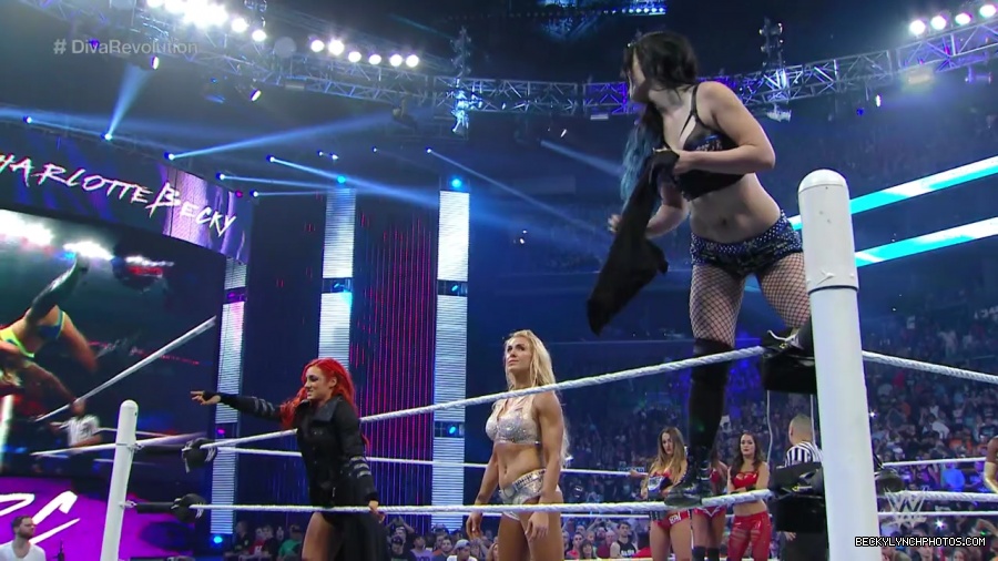 WWE_SummerSlam_2015_720p_WEB_h264-WD_mp40168.jpg