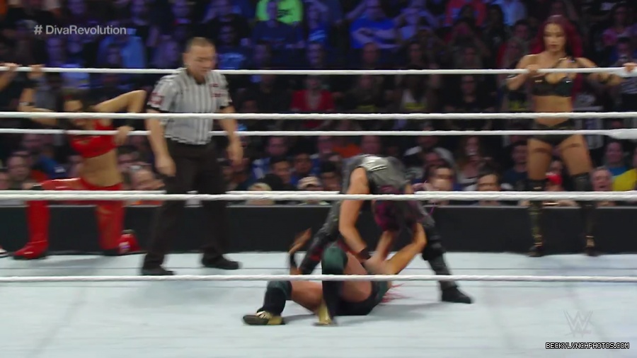 WWE_SummerSlam_2015_720p_WEB_h264-WD_mp40309.jpg