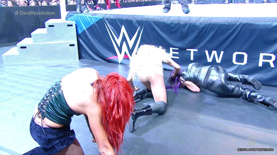 WWE_SummerSlam_2015_720p_WEB_h264-WD_mp40420.jpg