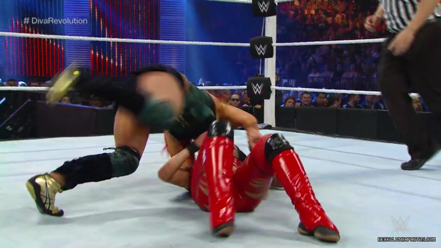 WWE_SummerSlam_2015_720p_WEB_h264-WD_mp40753.jpg
