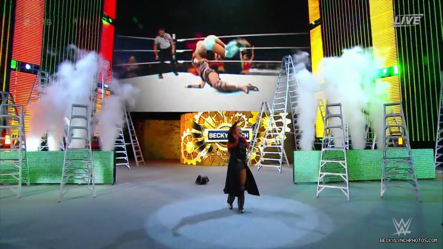 MITB_16_mp40033.jpg