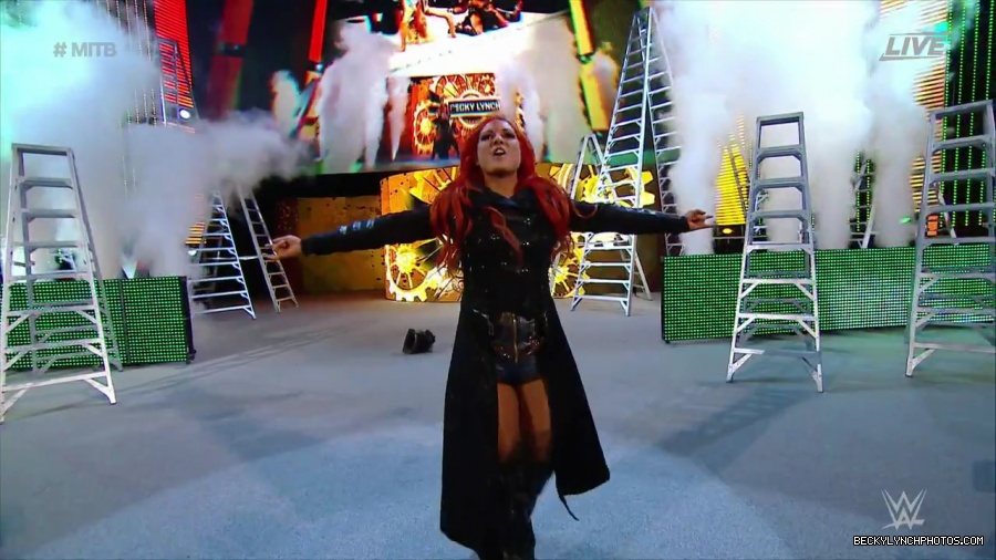 MITB_16_mp40035.jpg