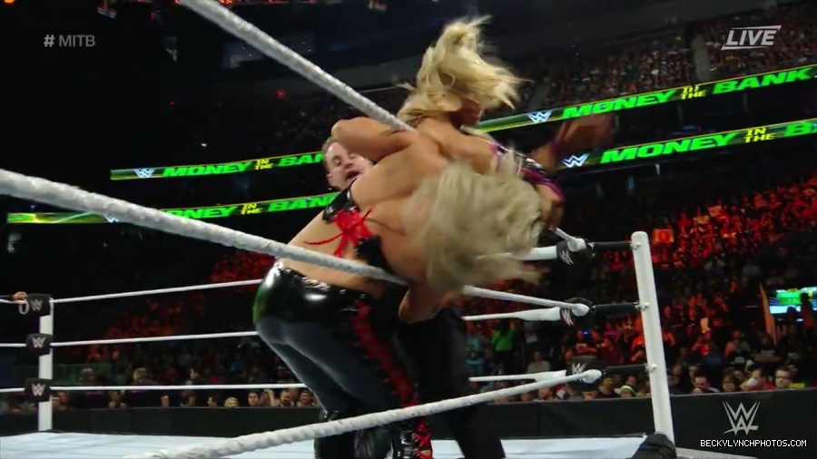 MITB_16_mp40152.jpg