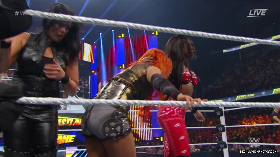 WWE_Fastlane_2016_PPV_720p_WEB_h264-HEEL_mp40746.jpg