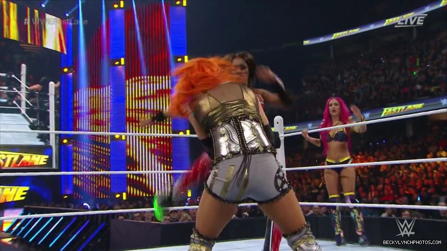 WWE_Fastlane_2016_PPV_720p_WEB_h264-HEEL_mp40763.jpg