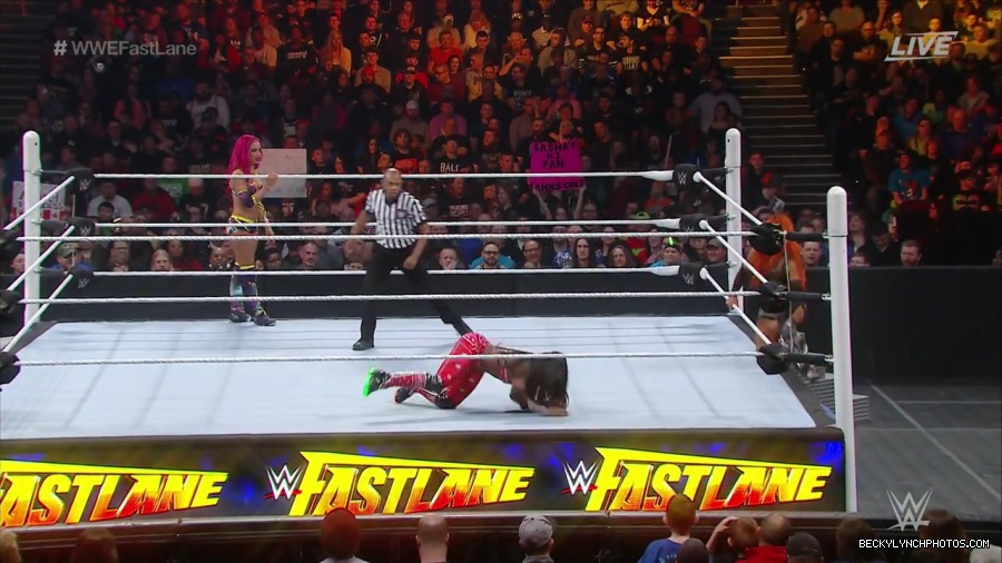 WWE_Fastlane_2016_PPV_720p_WEB_h264-HEEL_mp40806.jpg