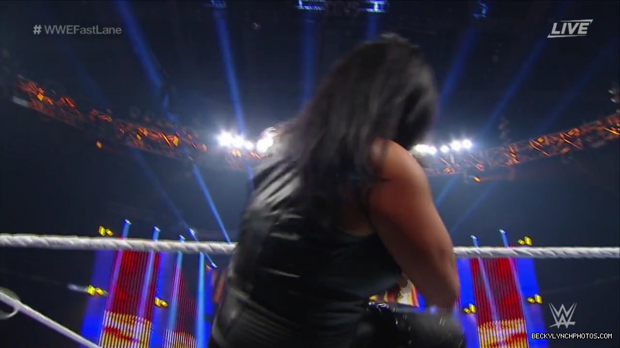 WWE_Fastlane_2016_PPV_720p_WEB_h264-HEEL_mp40863.jpg