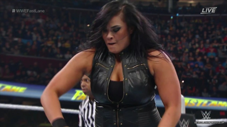 WWE_Fastlane_2016_PPV_720p_WEB_h264-HEEL_mp40875.jpg