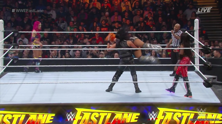 WWE_Fastlane_2016_PPV_720p_WEB_h264-HEEL_mp40950.jpg