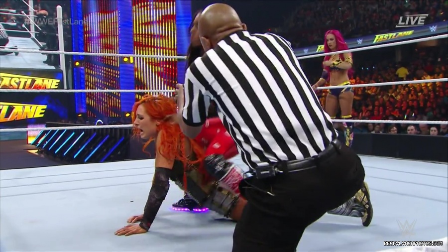 WWE_Fastlane_2016_PPV_720p_WEB_h264-HEEL_mp40972.jpg