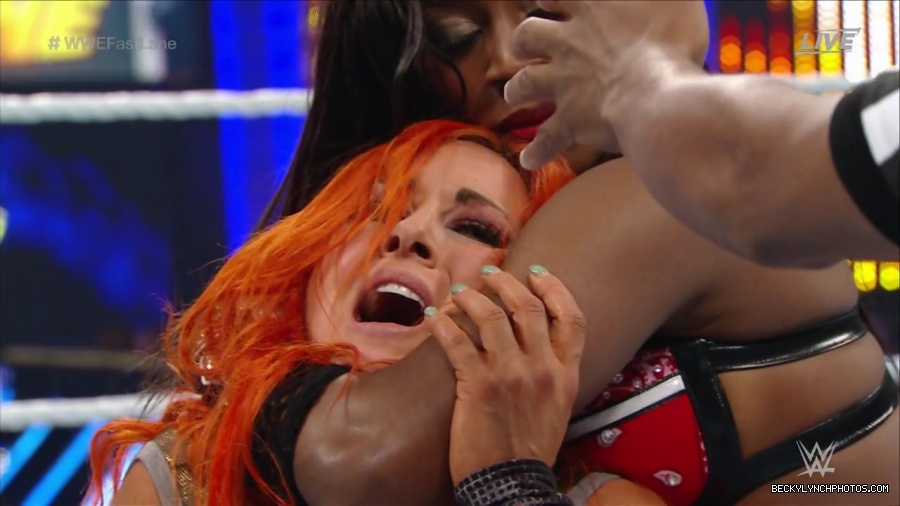 WWE_Fastlane_2016_PPV_720p_WEB_h264-HEEL_mp40988.jpg