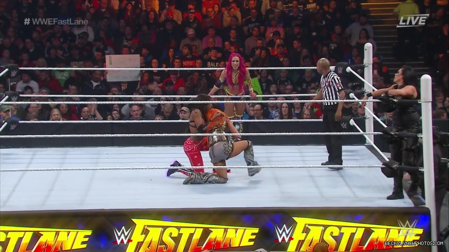 WWE_Fastlane_2016_PPV_720p_WEB_h264-HEEL_mp40994.jpg