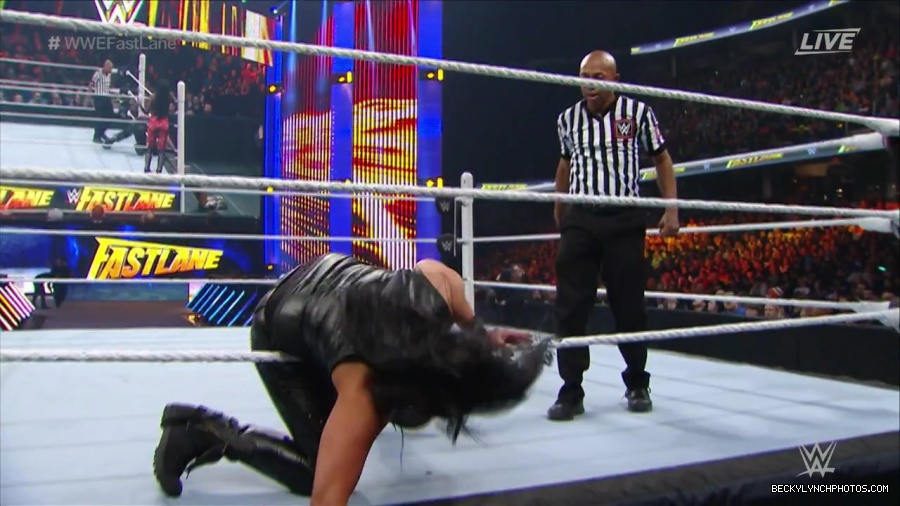 WWE_Fastlane_2016_PPV_720p_WEB_h264-HEEL_mp41075.jpg