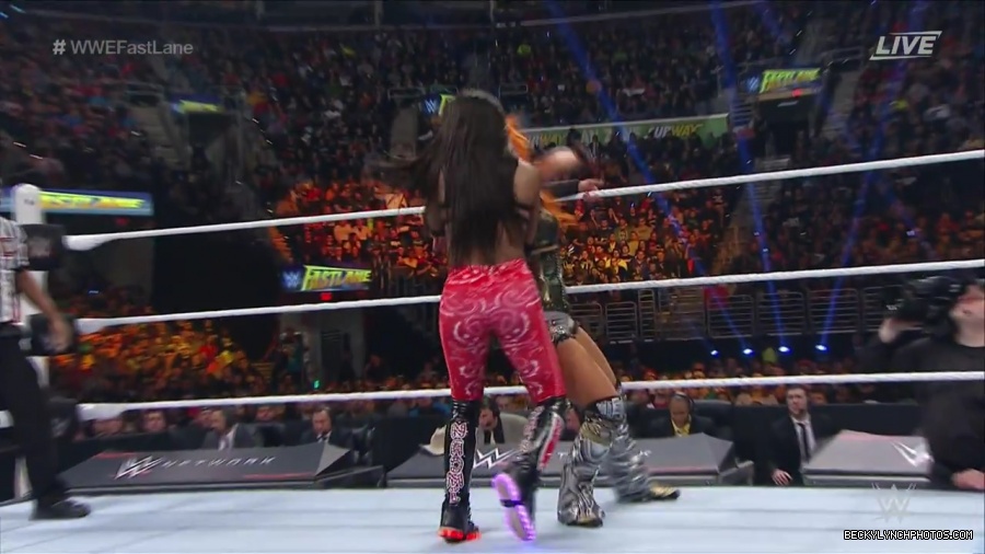 WWE_Fastlane_2016_PPV_720p_WEB_h264-HEEL_mp41092.jpg