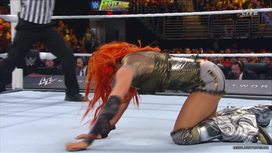 WWE_Fastlane_2016_PPV_720p_WEB_h264-HEEL_mp41109.jpg