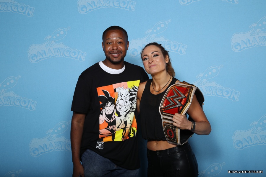 galaxycon-raleigh-2019-becky-lynchphoto-ops_48482118572_o.jpg