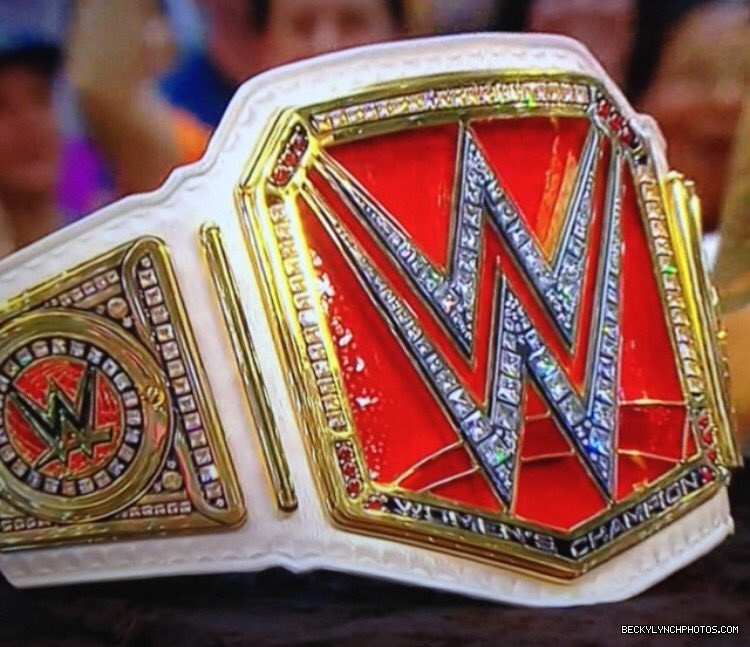 BeckyLynchWWE-0716756341755252736-20160403_173643-img1.jpg