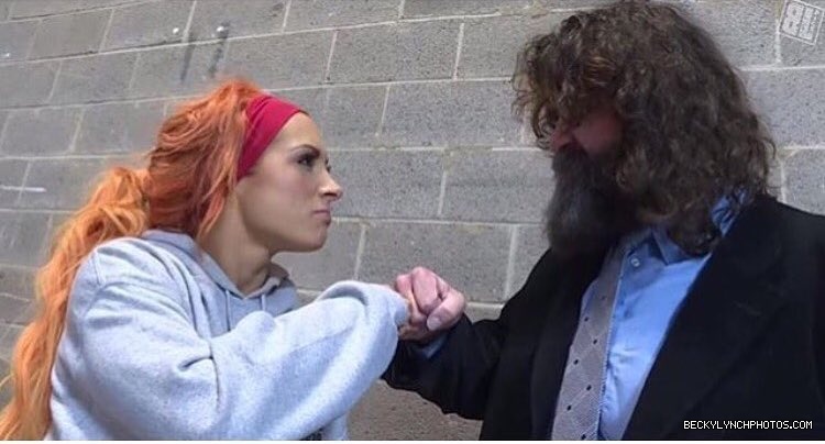 BeckyLynchWWE-0740354031223209984-20160607_202530-img1.jpg
