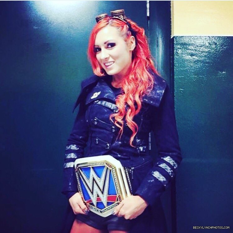 BeckyLynchWWE-0777631451424534528-20160918_171240-img1.jpg