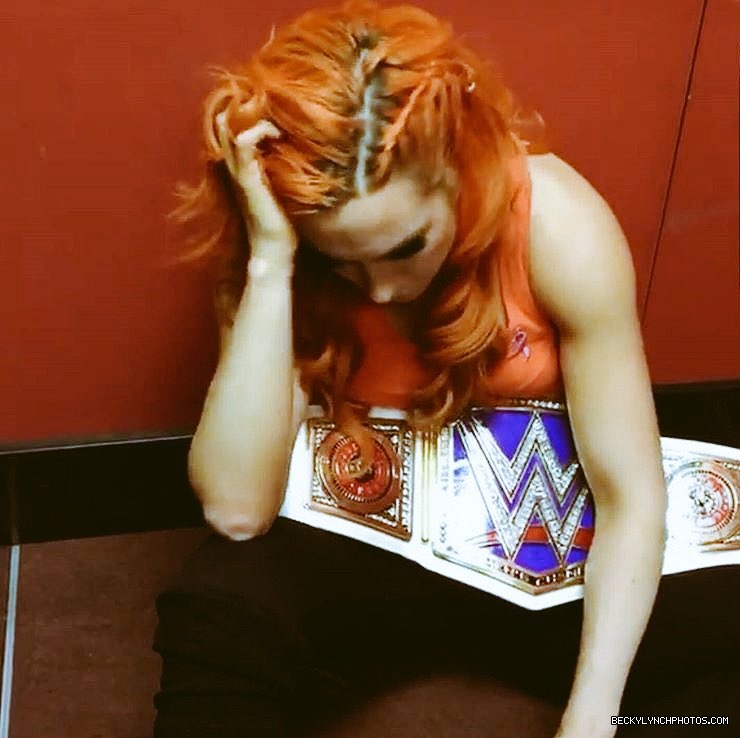 BeckyLynchWWE-0791098450750246912-20161025_210543-img1.jpg