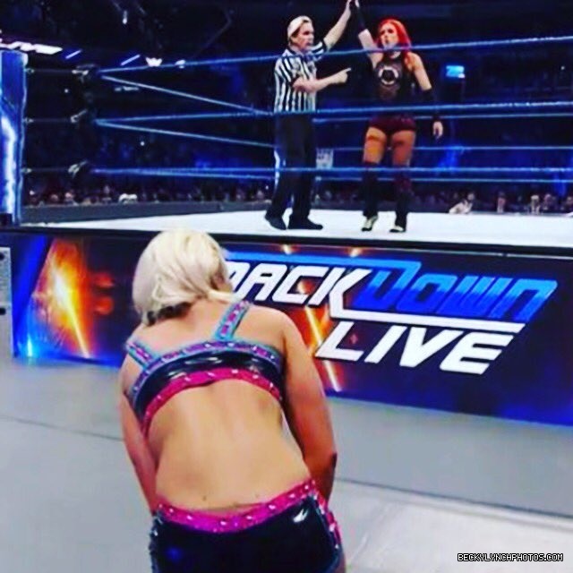 BeckyLynchWWE-0808980199920562177-20161214_042124-img1.jpg