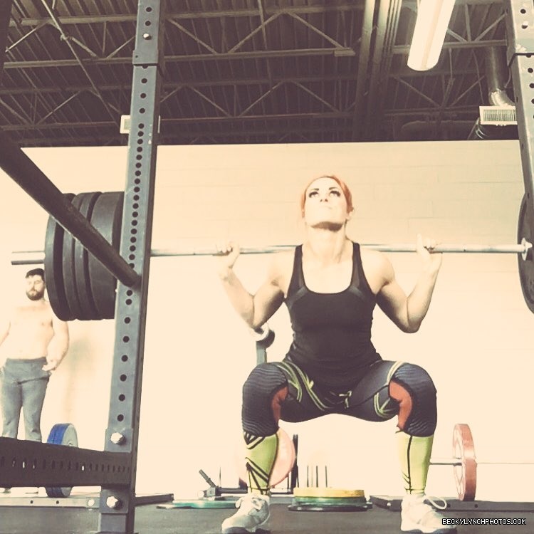 BeckyLynchWWE-0854058788441161733-20170417_144737-img1.jpg