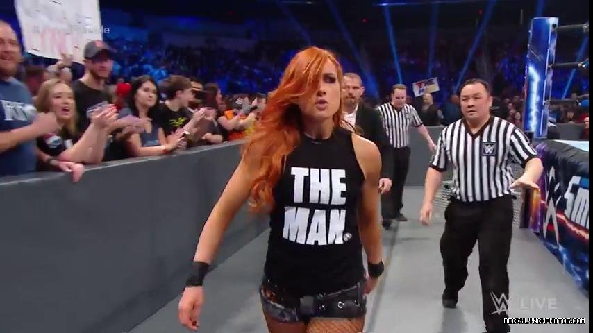 BeckyLynchWWE-1087896290950893568-20190122_201422-img1.jpg