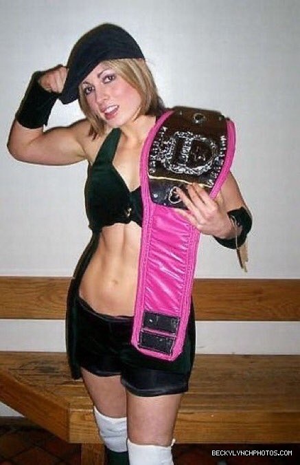 BeckyLynchWWE-1458864101233463302-20211111_122800-img1.jpg