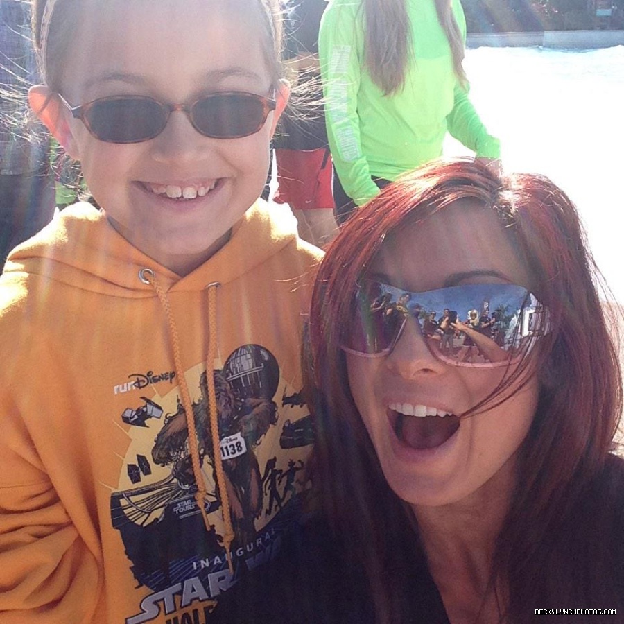 BeckyLynchWWE-0564091452851245057-20150207_100057-img1.jpg