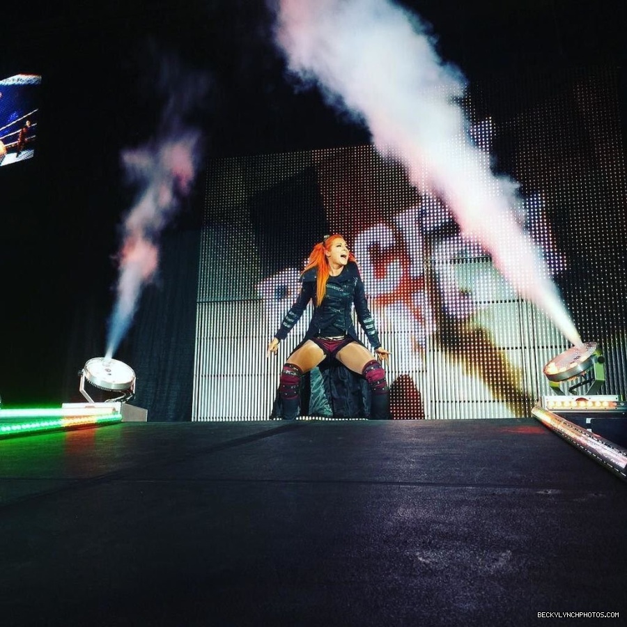 BeckyLynchWWE-0693651026382028800-20160130_222426-img1.jpg