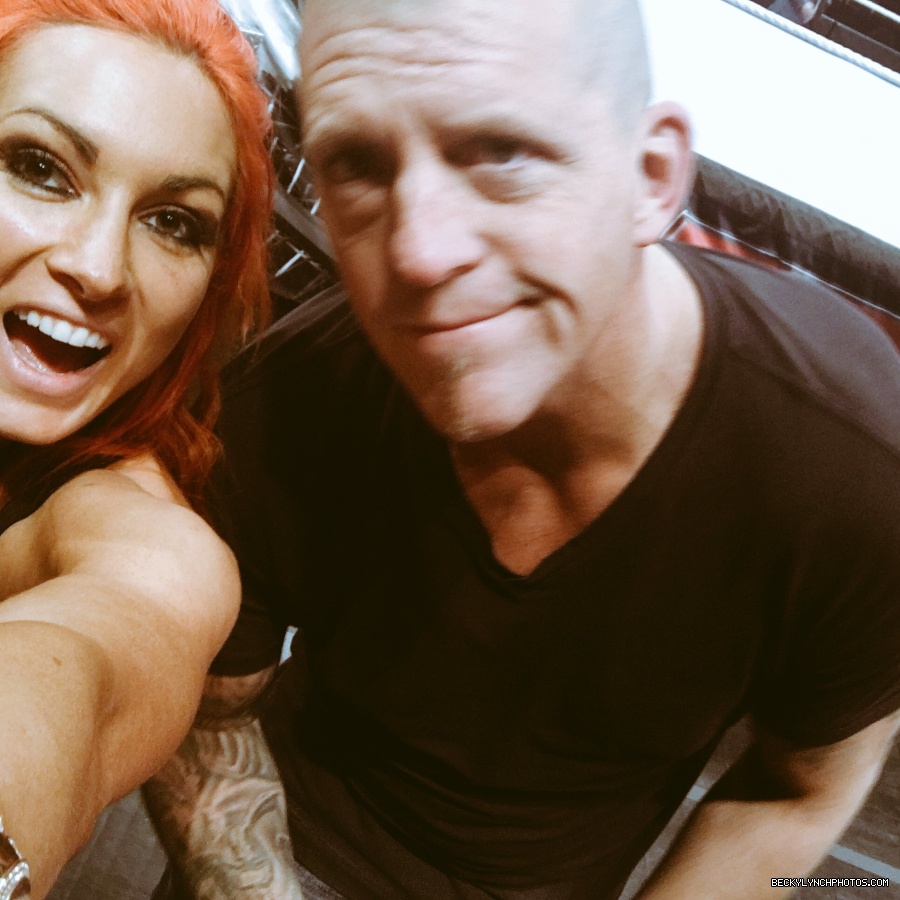 BeckyLynchWWE-0719638500304269312-20160411_162923-img1.jpg